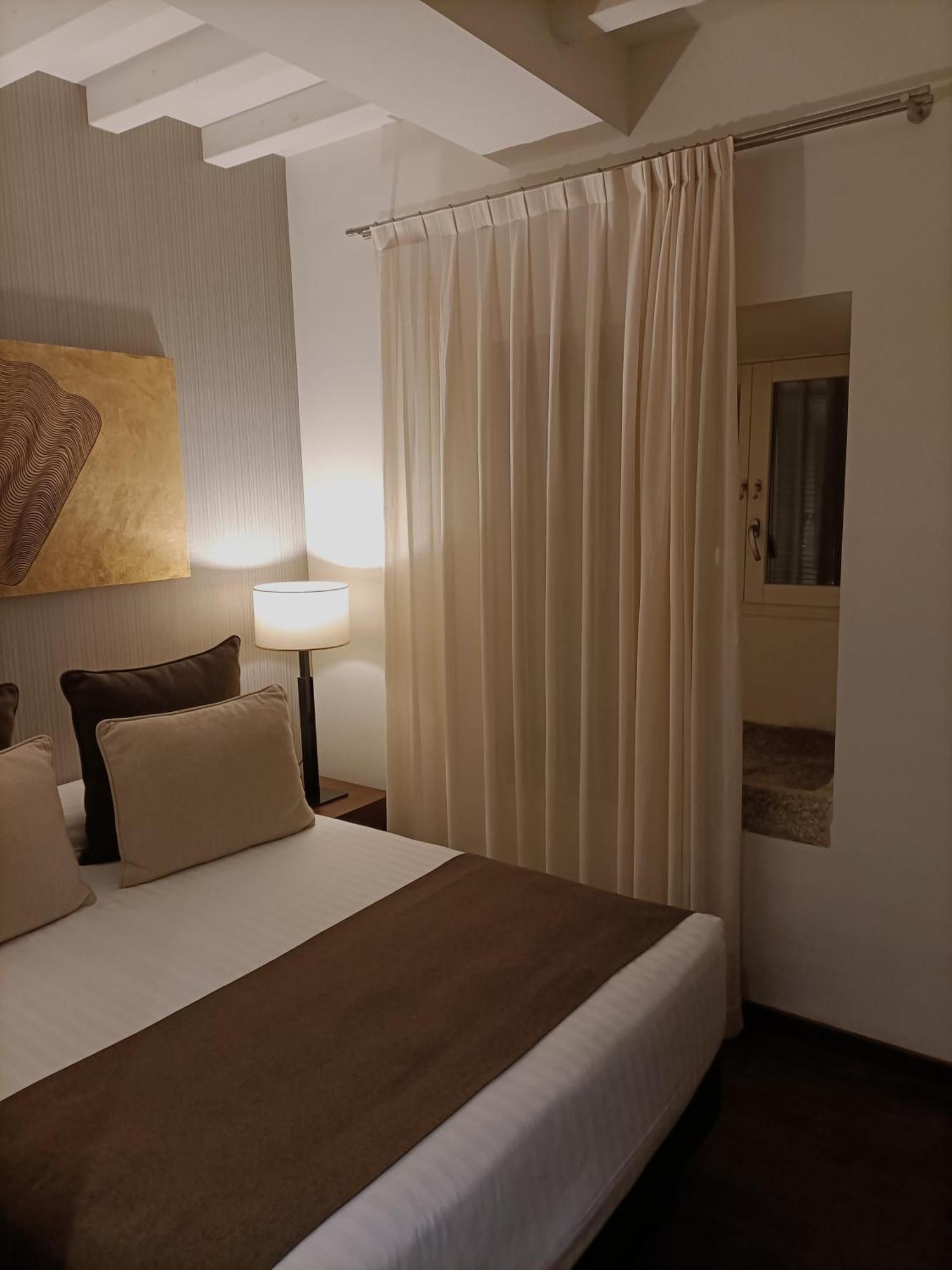Carris Casa De La Troya Hotel Santiago de Compostela Eksteriør billede